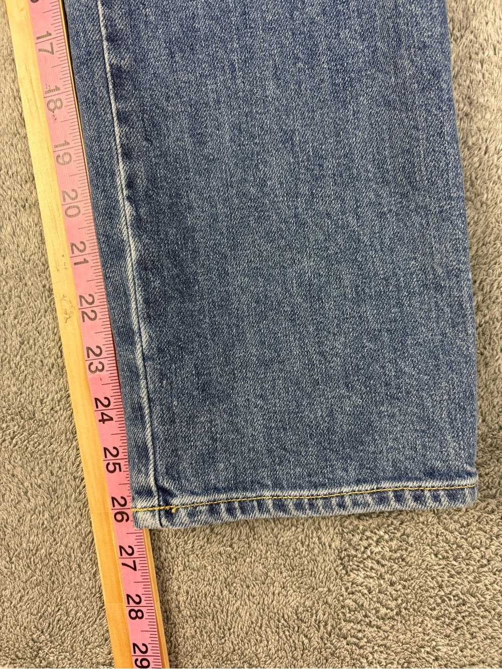 7 For All Mankind Allovers light blue denim jeans with gold stitching - Picture 4 of 12